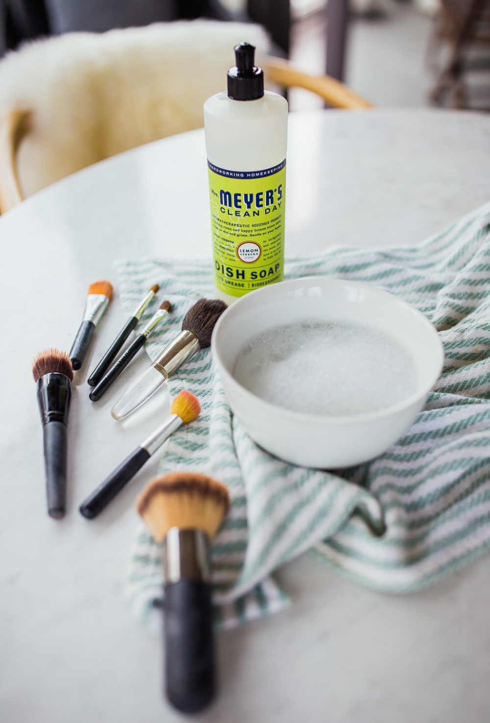 How to Easily Clean Your Makeup Brushes at Home