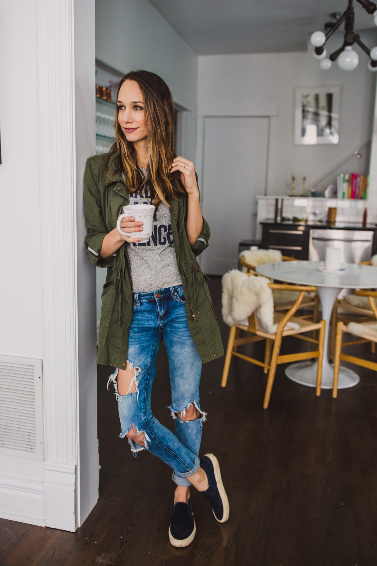 casual mom outfit