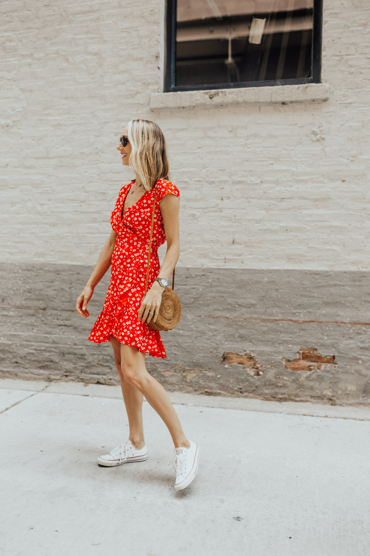 how to wear a dress and sneakers - things you can do today 