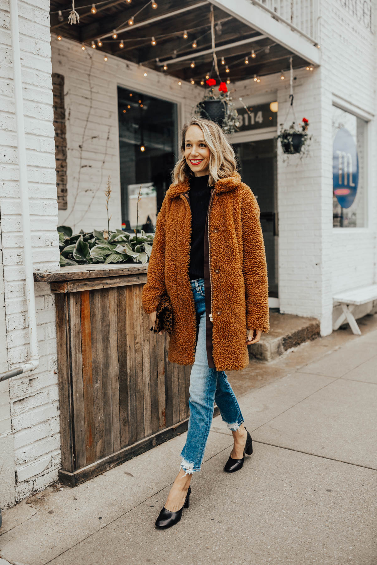 how to style a teddy coat
