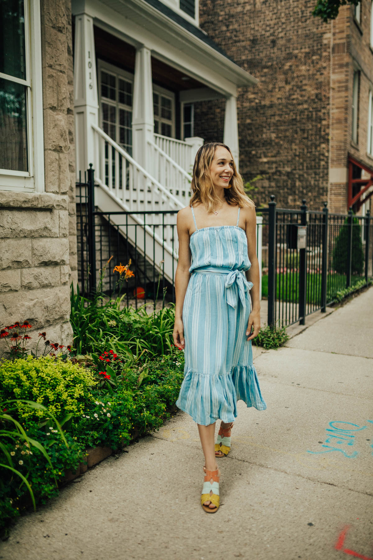 Blair is sharing How To Wear A Midi Dress