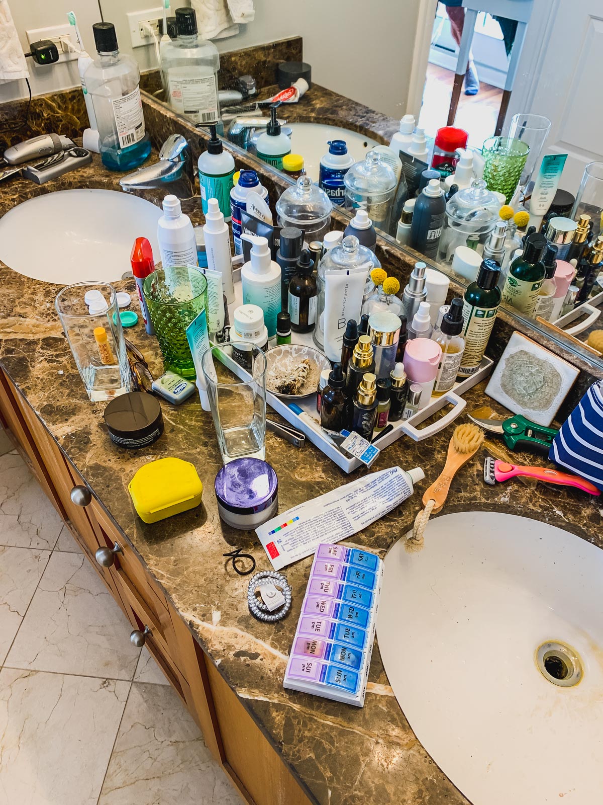bathroom organization