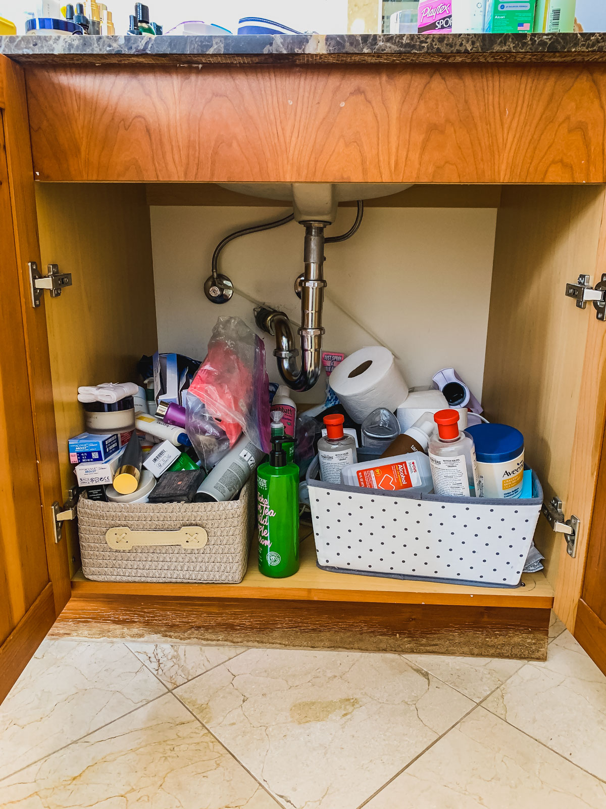 bathroom organization