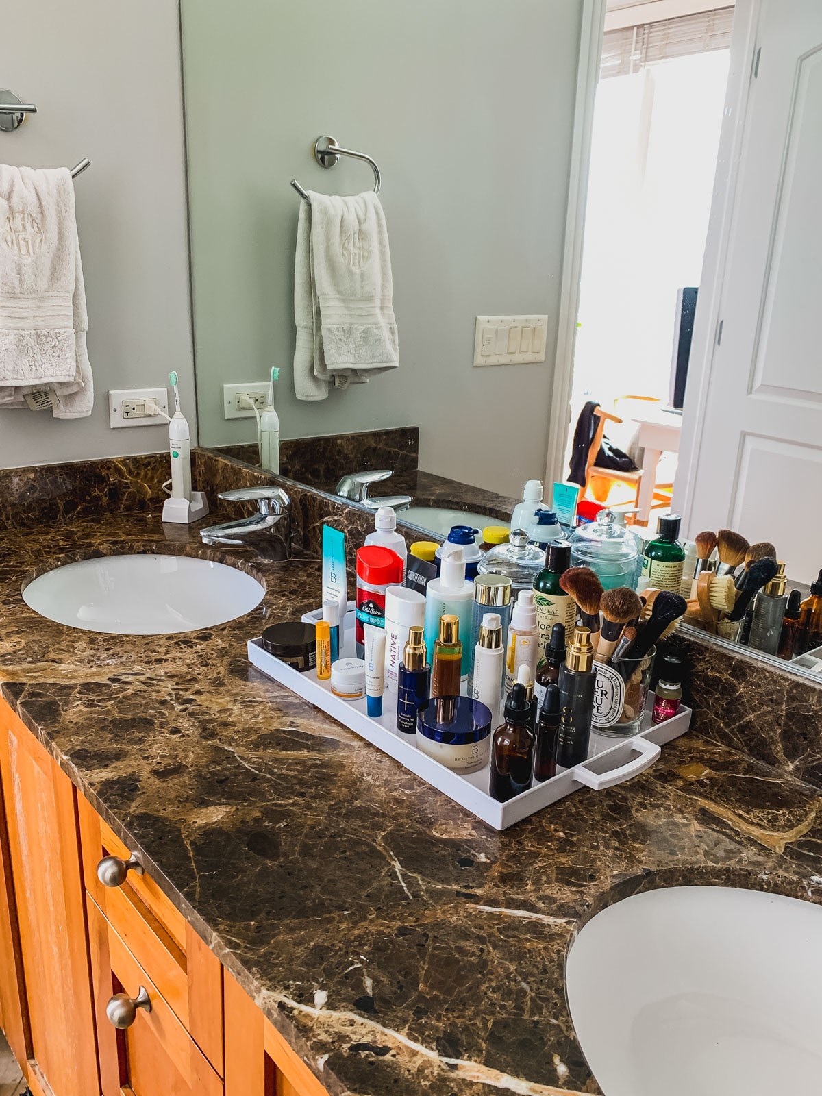 bathroom organization