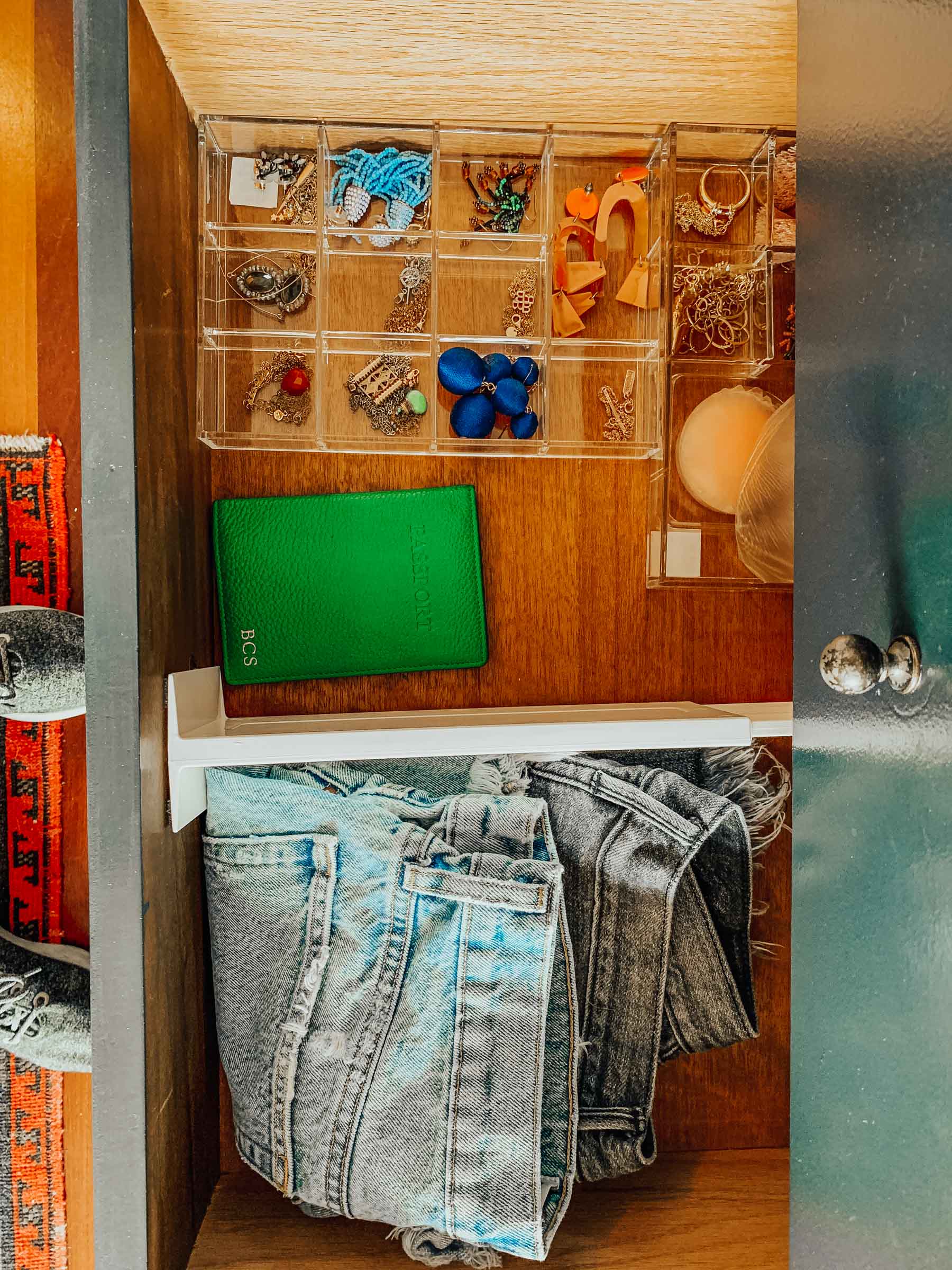 How To Simplify Your Wardrobe - reorganized drawers