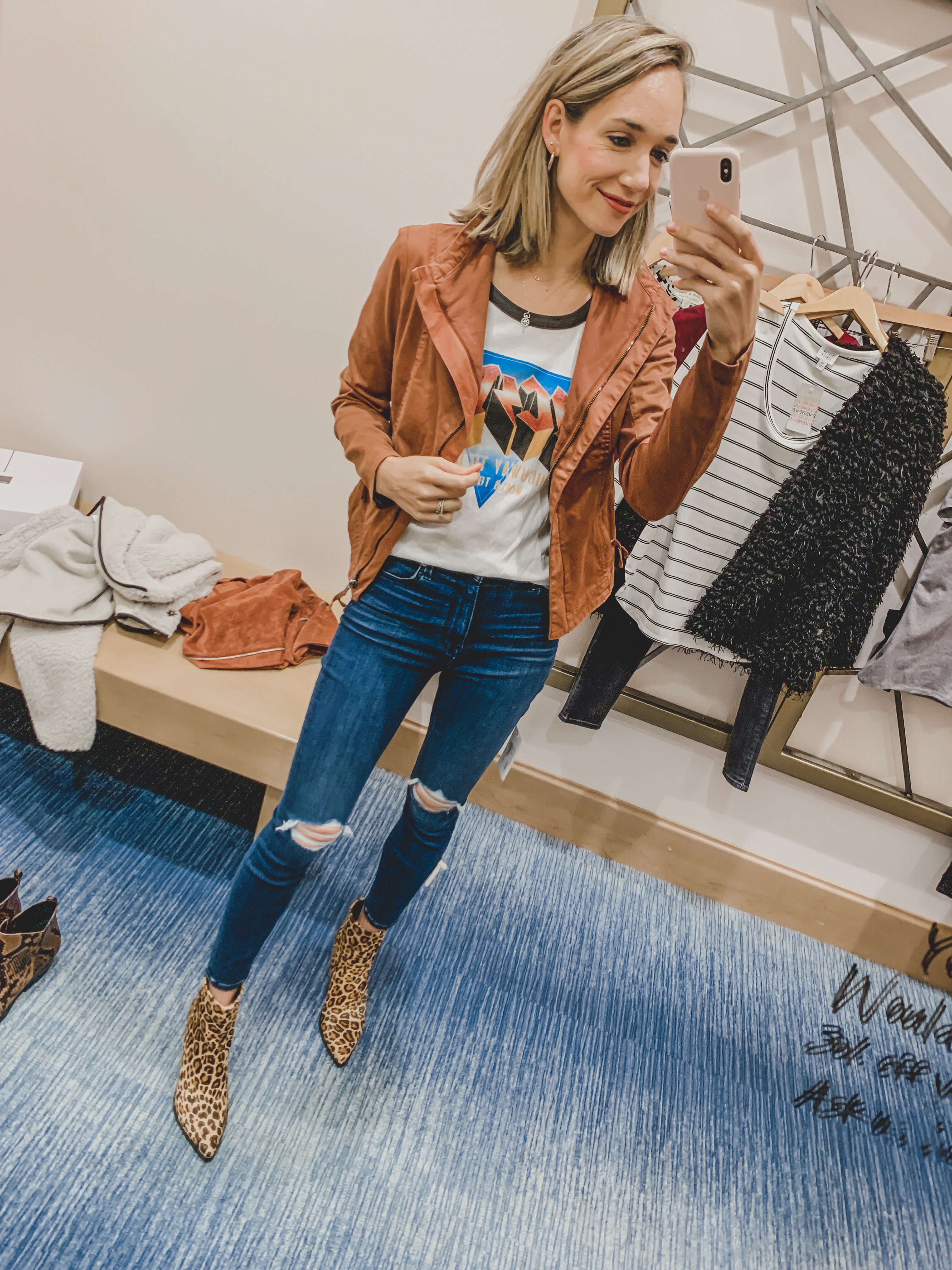 graphic tee outfit