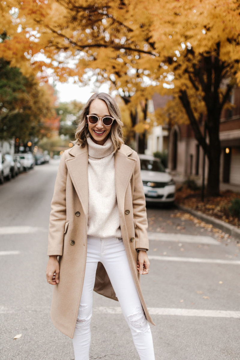 How to Wear your White Jeans in Winter