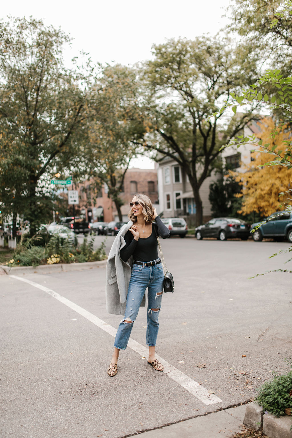 distressed jeans outfit for fall