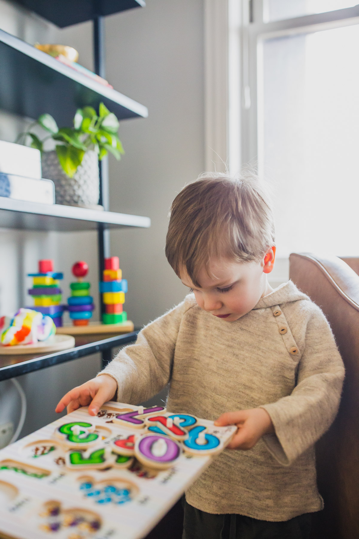 montessori approach toys