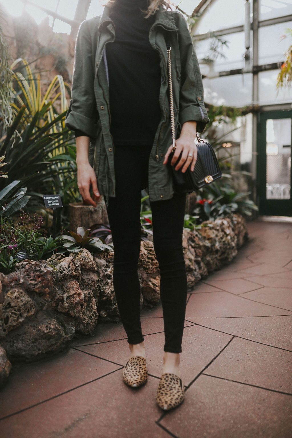 army green leggings outfit