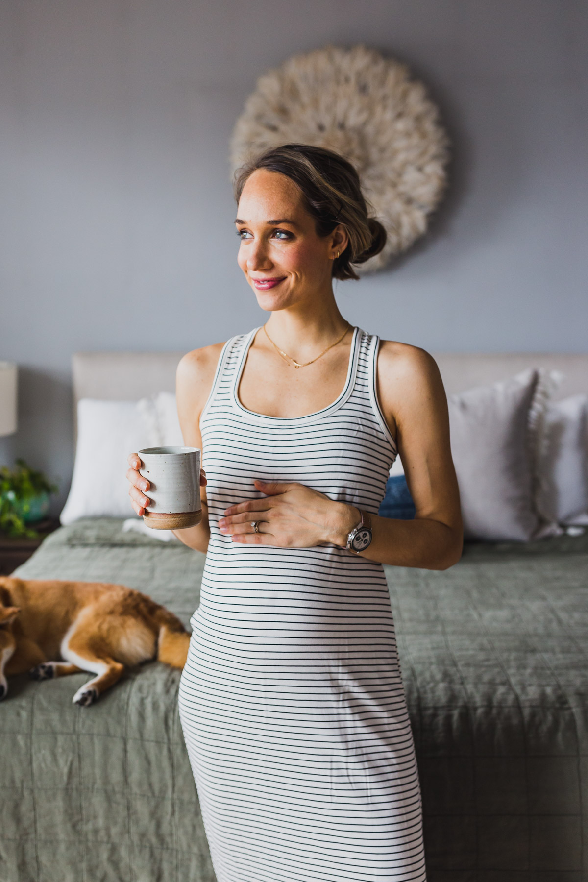 The collagen powder benefits are seriously amazing! Every morning I mix in a scoop or two into my morning breakfast smoothie to improve gut health, aid digestion, and for healthy hair skin and nails. The collagen benefits for skin are known, but I'm sharing a bunch of other benefits you might not know about. Plus, some collagen peptides recipes so you can easily work this superfood into your daily healthy living. Click through for collagen benefits, clean healthy recipes and more wellness tips! #collagenpeptides #collagenbenefits #healthyliving #cleanhealthyrecipes