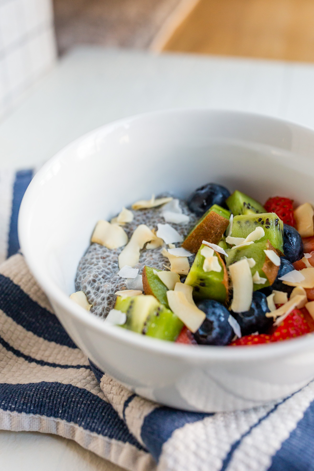 easy chia seed breakfast pudding