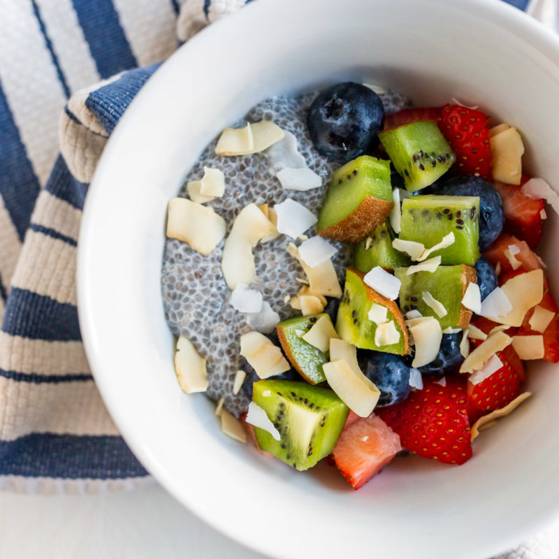healthy and easy chia seed pudding