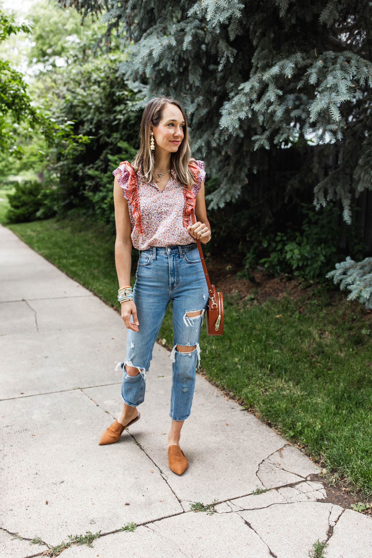 ruffled top and jeans outfit