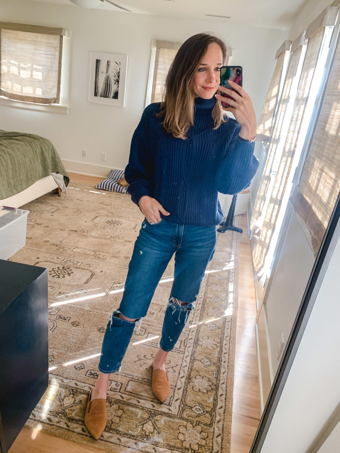 5 Styling Tips for the Oversized Sweater Outfit | The Fox & She