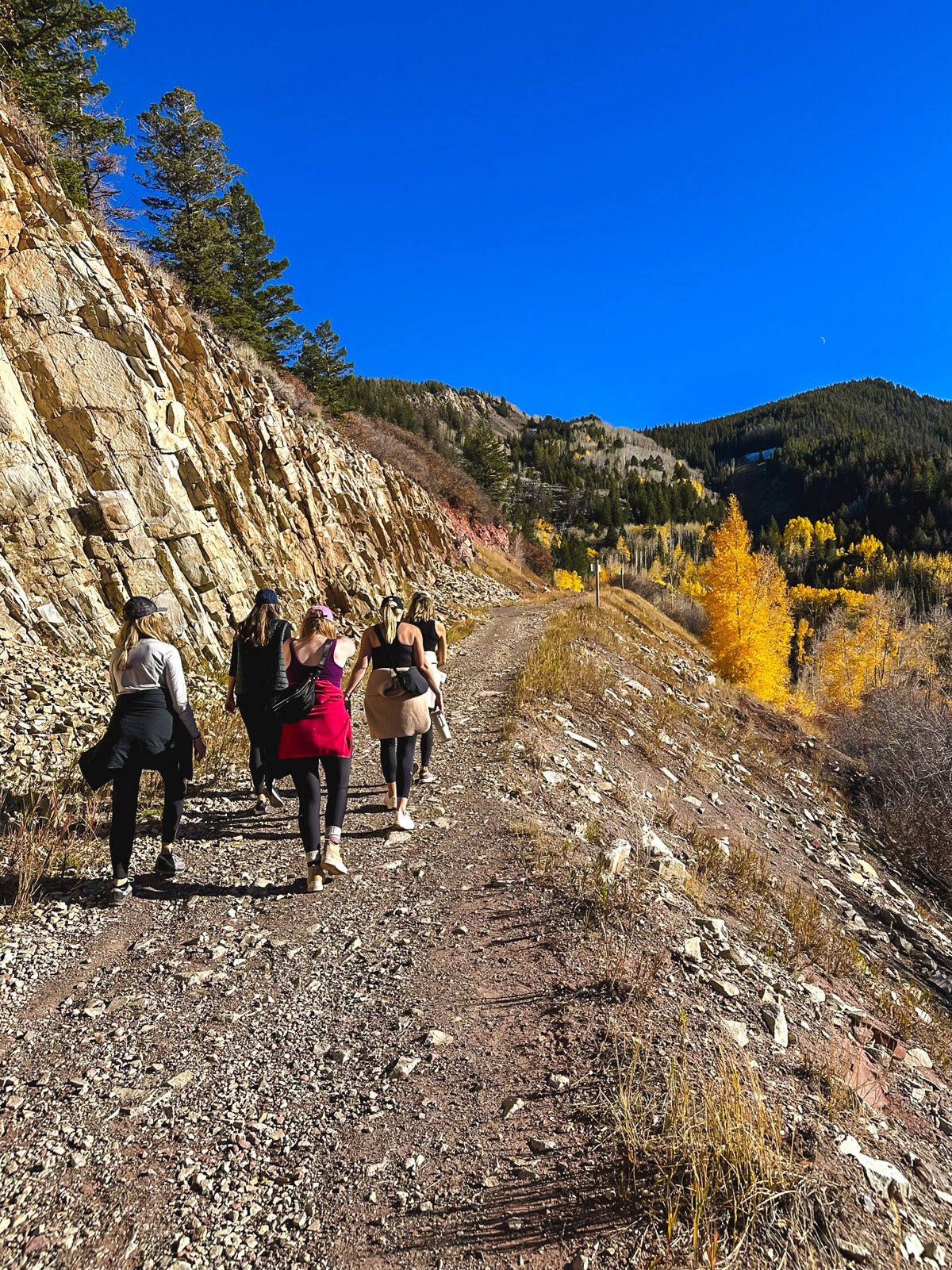 hiking ditch trail in snowmass