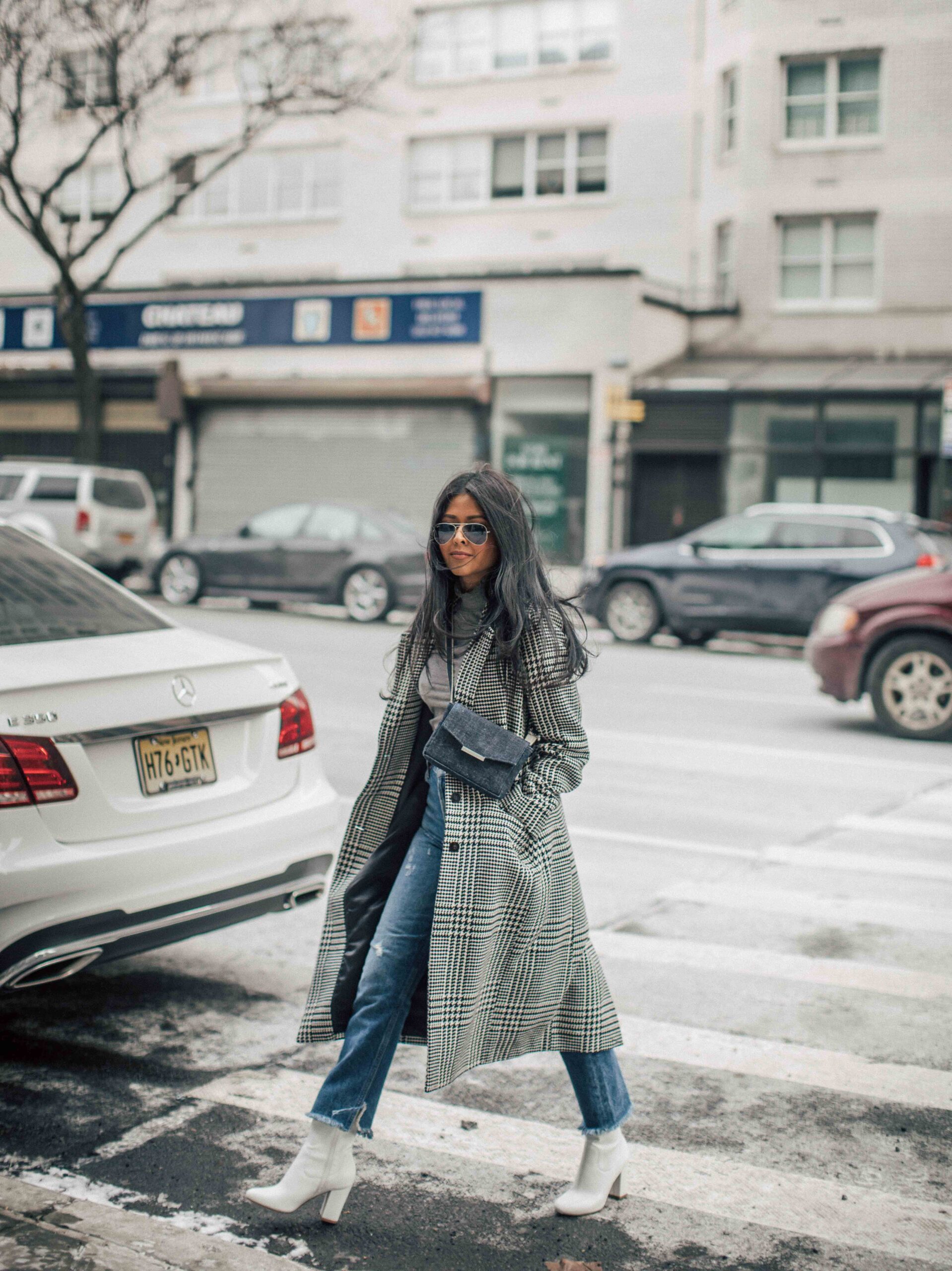 33 Outfits with Snow Boots: The Key Styles to Invest in This