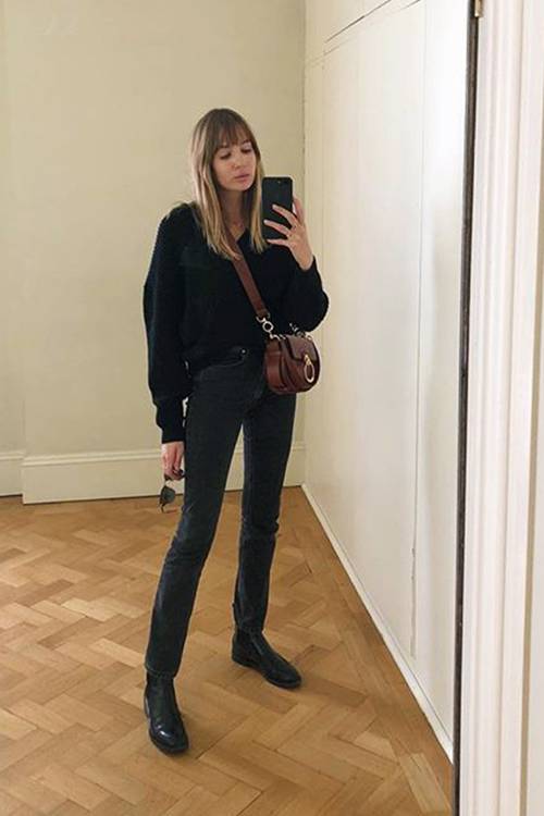 how to wear ankle boots with all black outfit for fall