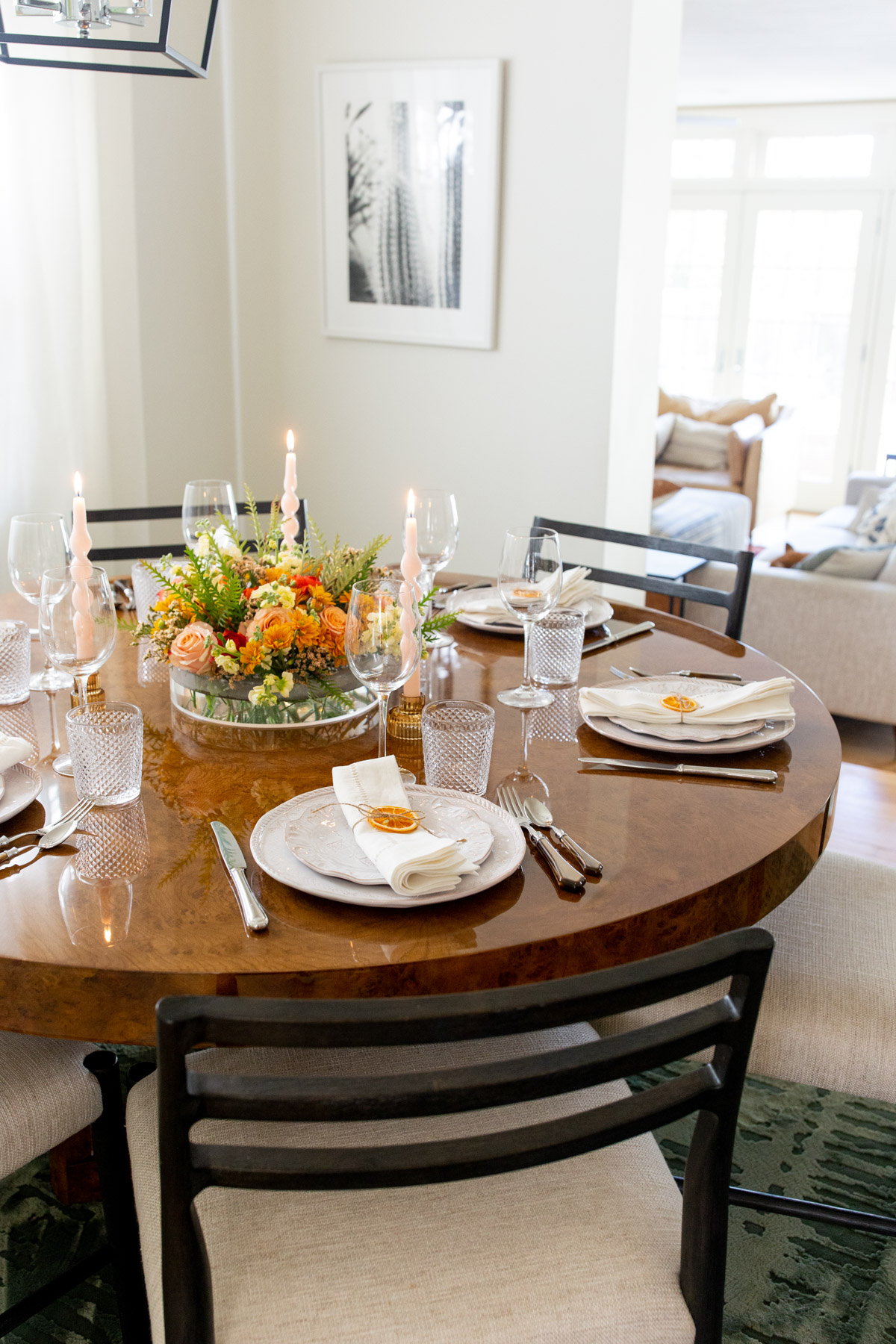 how to create a stunning thanksgiving tablescape