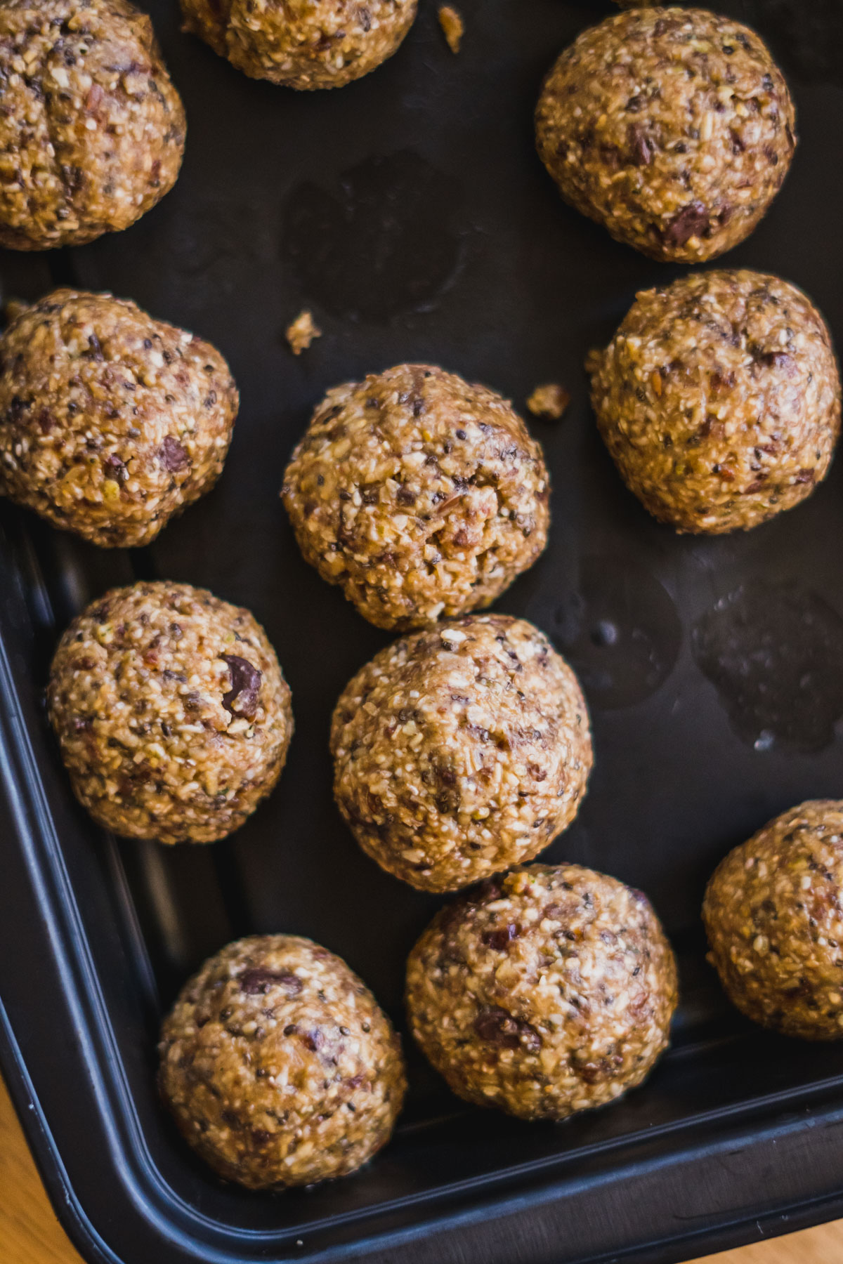 protein balls with oats