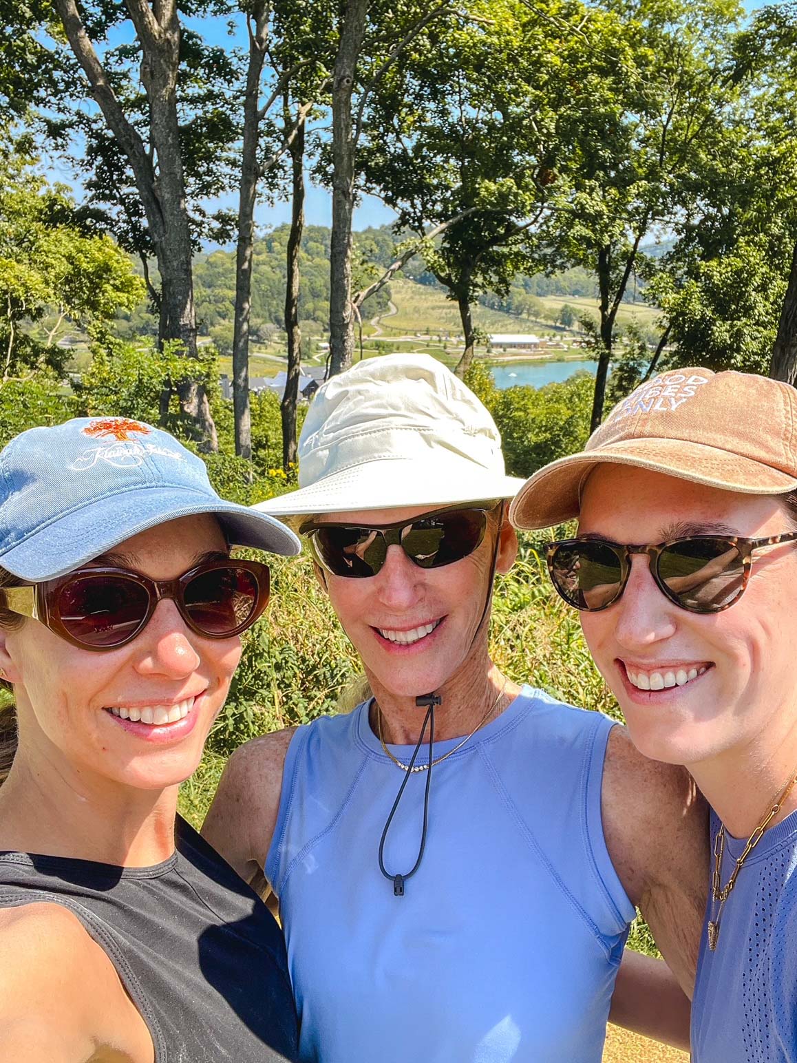 mom and sisters