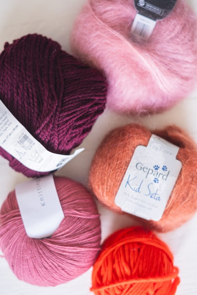 Learn how to knit with this easy to follow tutorial and get started on your first project!